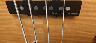 Bajo Sire Marcus Miller V10