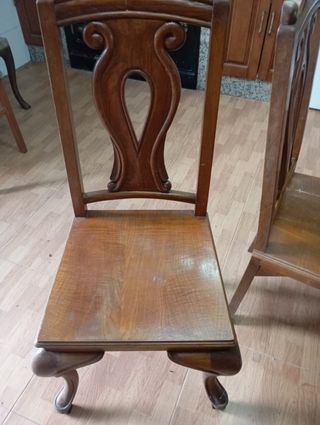 Mesa castaño + 6 sillas