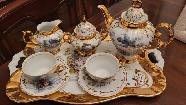 Juego té porcelana dorado