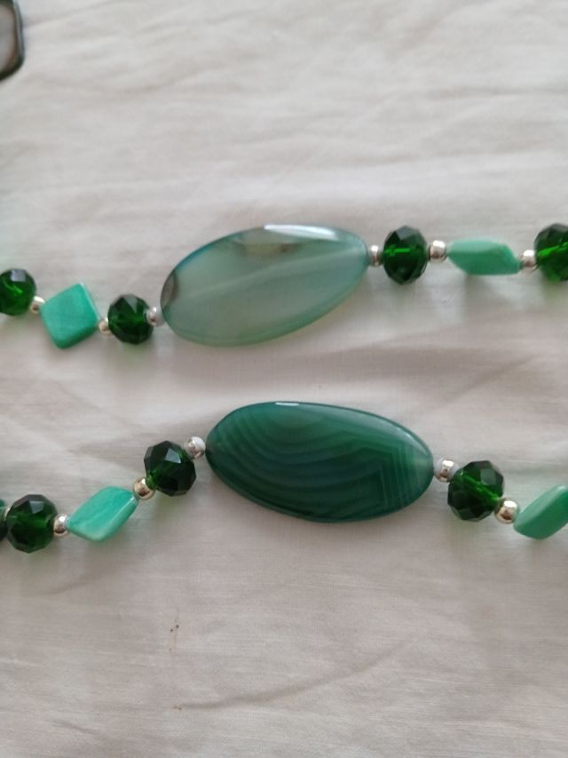 Collana e orecchini arancioni