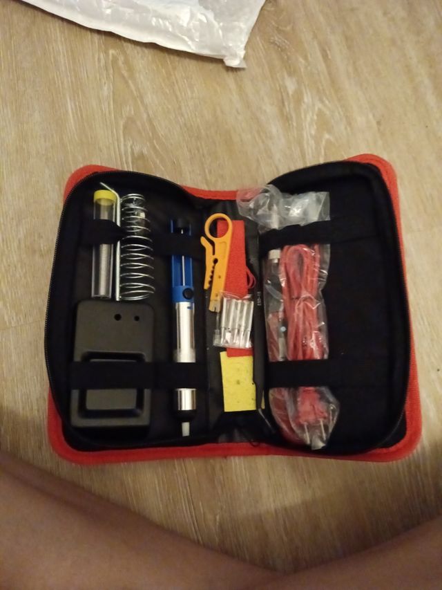 Kit soldadura: soldador, estaño