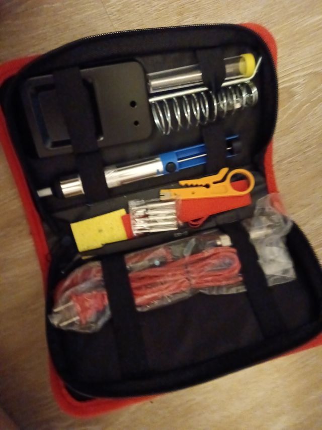 Kit soldadura: soldador, estaño