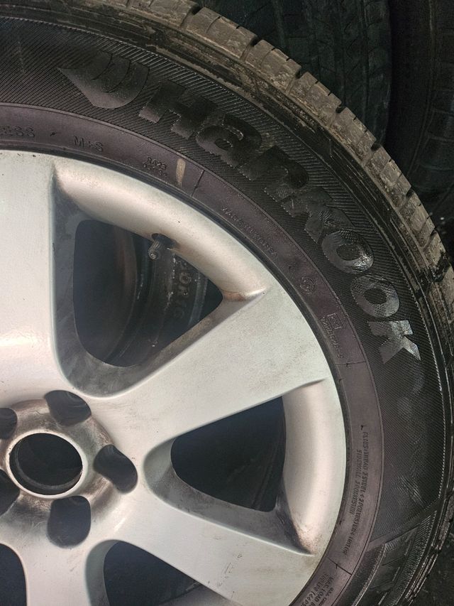 Llanta 235/60R18 Hyundai Santa Fe