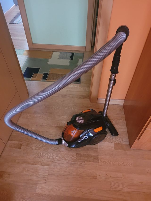 Rowenta Compact Power - Aspirador sin bolsa