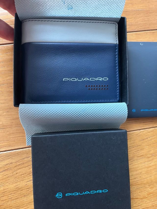 Portafoglio nuovo Piquadro blu e grigio