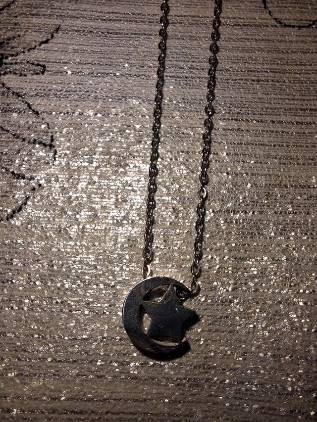 Collar Luna y Estrella plateado