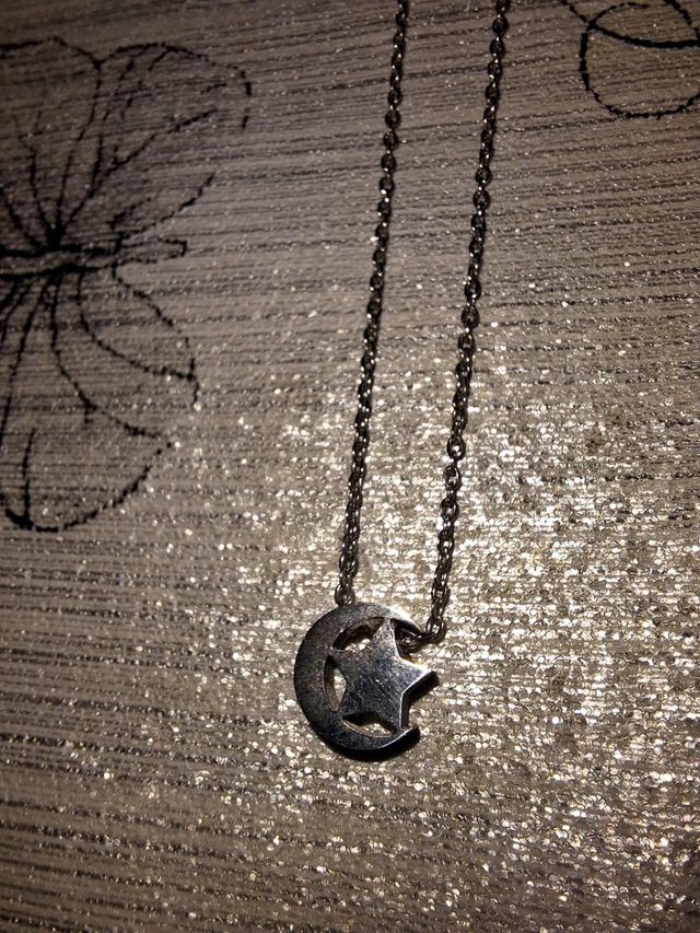 Collar Luna y Estrella plateado