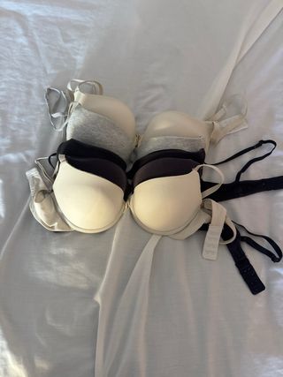 5 Sujetadores - Beige y Negro