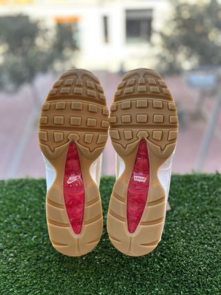 Nike Air Max 95 x Levis Light Orewood Brown