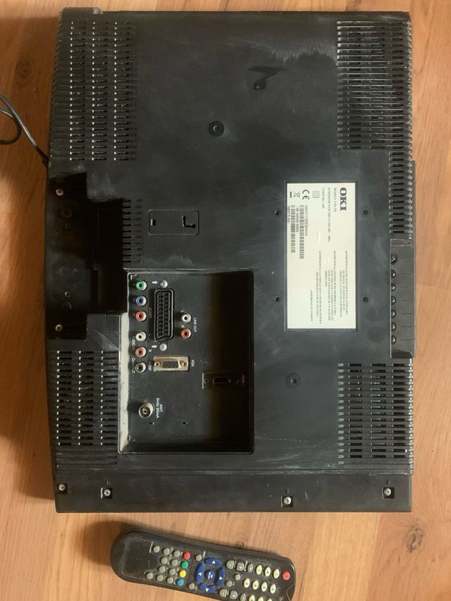 TV OKI 19" - Televisor Negro