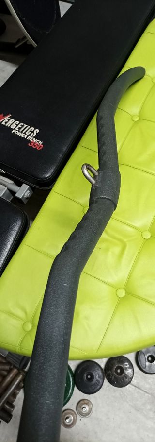 Barra Lat Machine Technogym