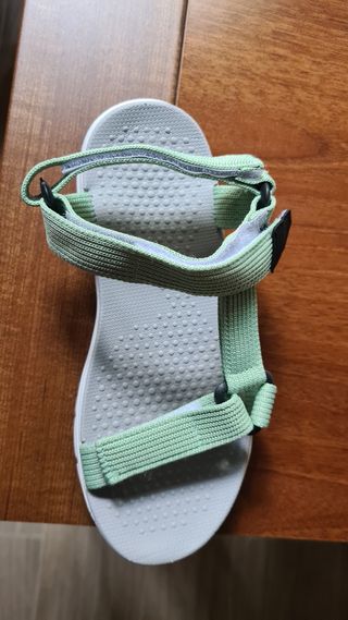 SANDALIAS MUJER PLAYA Y SENDERISMO TALLA 36