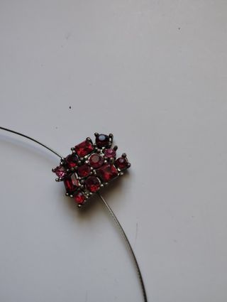 Collar vintage piedras rojas