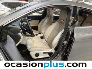 Mercedes-Benz CLA Shooting Brake CLA 220 d Urban 130 kW (177 CV)