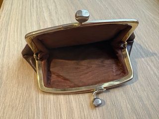 Monedero vintage marrón
