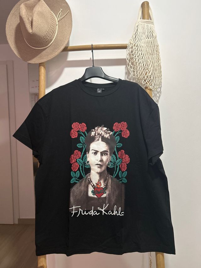 Camiseta Frida Kahlo - Negra