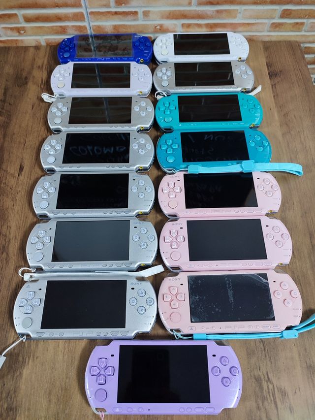 PSP Slim 3004 azul turquesa