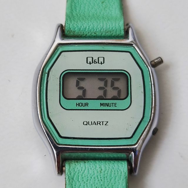 Lote 4 relojes para reparación o pieza. Leer