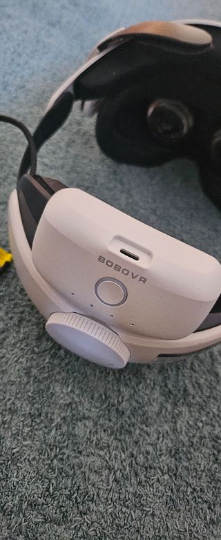 Meta Quest 2 VR - Óculos e Controladores