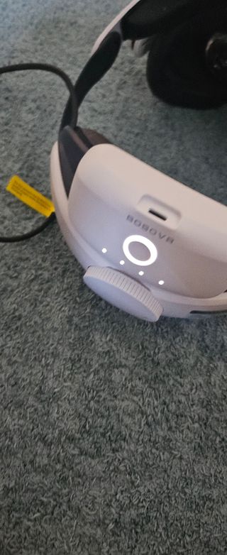 Meta Quest 2 VR - Óculos e Controladores