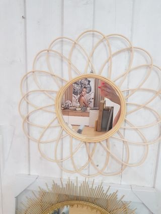 Espejo Ratán Beige - Forma Flor