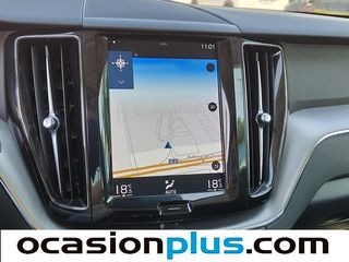 Volvo XC60 T4 Momentum Auto 140 kW (190 CV)