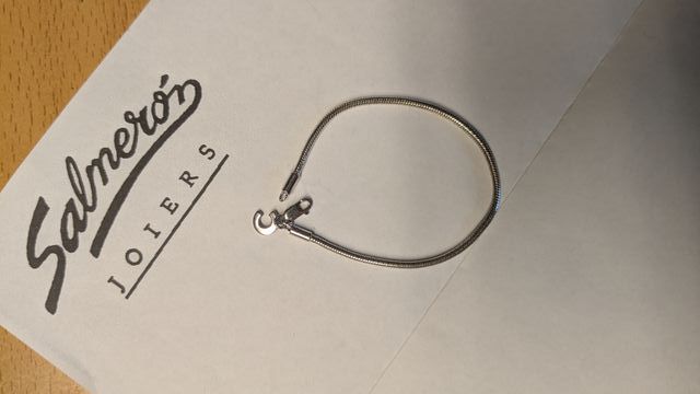 Pulsera de Plata Chamilia con Colgante letra C