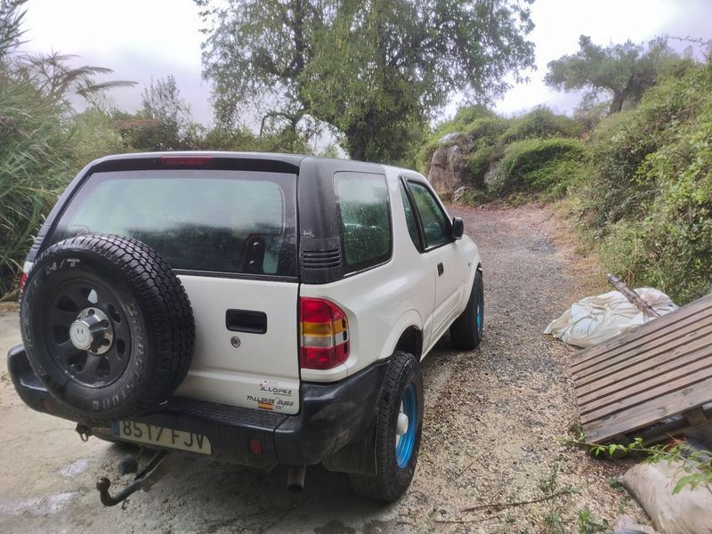 Opel Frontera 1999 - foto 1