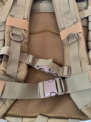 Mochila táctica khaki 50L - Ajustable