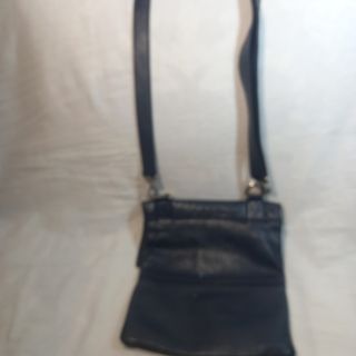 Bolso Prada bandolera azul oscuro