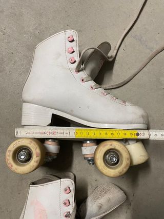 Pattini rotelle 4 ruote Nr 36- usati
