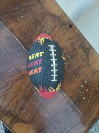 Pallone Rugby HEAT - Usato
Della Alex Athletics