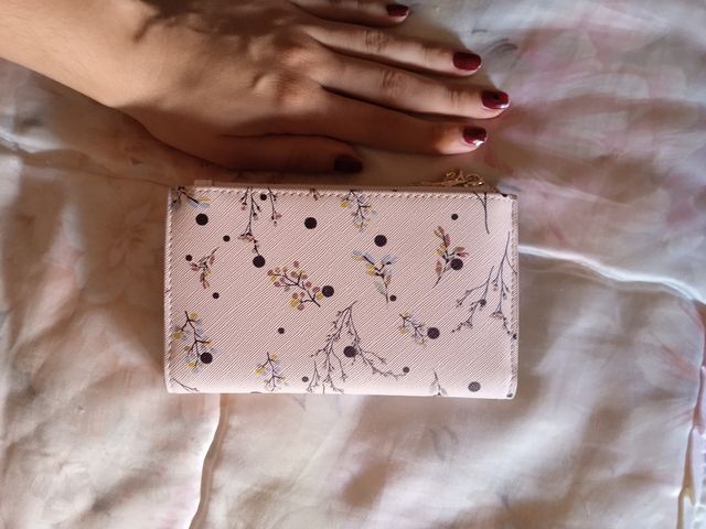 Monedero floral rosa