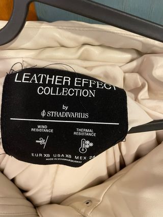 Abrigo Stradivarius efecto piel beige - XS