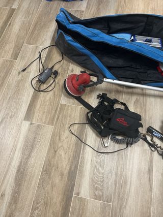 Pertiga y rotativa a baterias