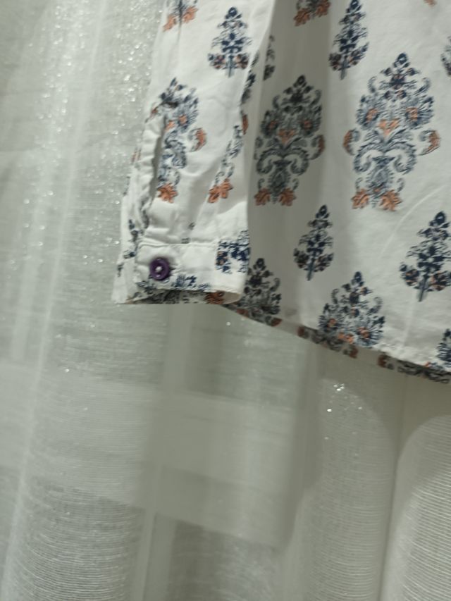 Blusa estampada manga larga