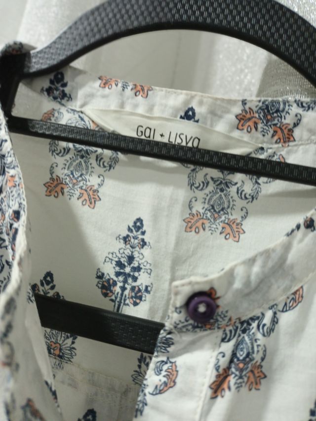 Blusa estampada manga larga