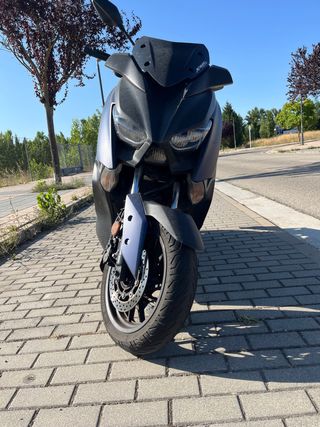 Yamaha XMax 400 Azul - Scooter