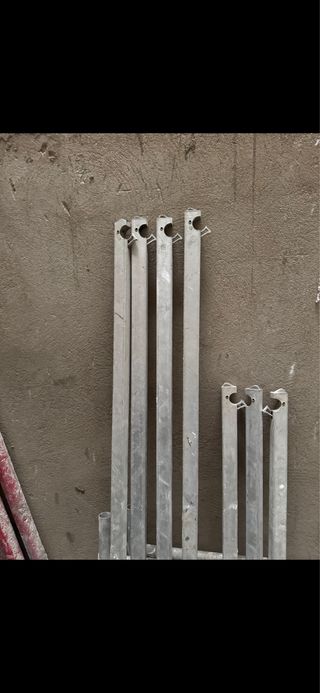 pequeño andamio aluminio 