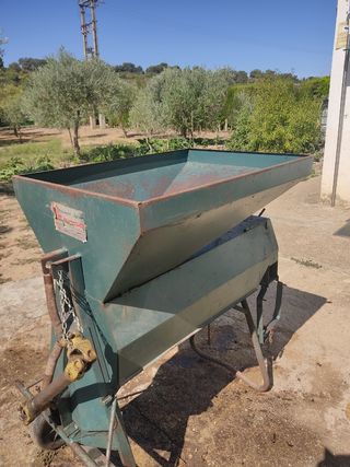Escoscadora almendras cardán (tractor)