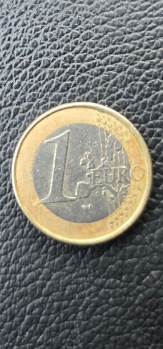 Moneda de Belgica de 1 Euro del 2004.