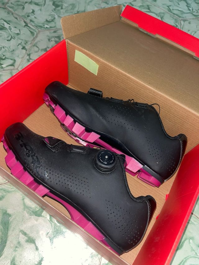 Zapatillas ciclismo B-Pro 37