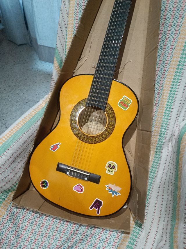 Guitarra clásica infantil