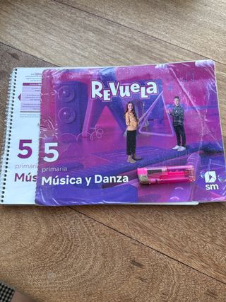 Música y Danza. 5 Primaria. Revuela