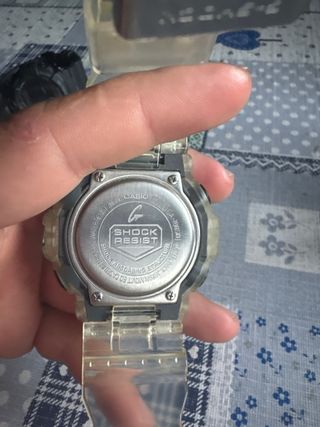 Reloj Casio G-Shock transparente sin caja 