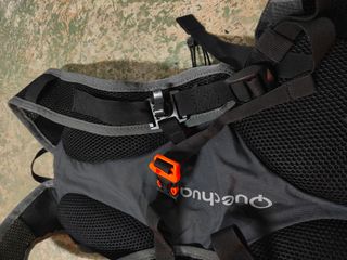 Mochila Quechua senderismo