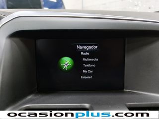 Volvo XC60 D4 Momentum Auto 133 kW (181 CV)