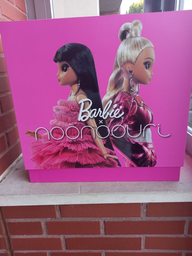 Muñecas Barbie x Noonoouri
