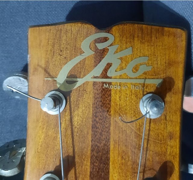Chitarra Eko C11 anni '70