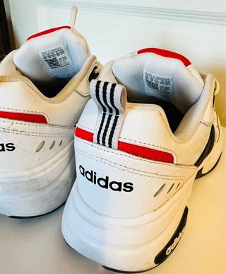 Zapatillas Adidas Strutter - rojas y blancas